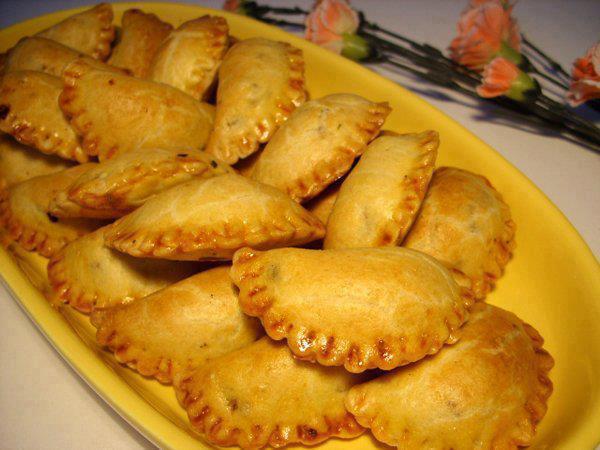 Chausson feuilleté au thon et fromage